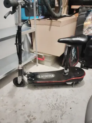 Patinete Eléctrico E-SCOOTER con Asiento