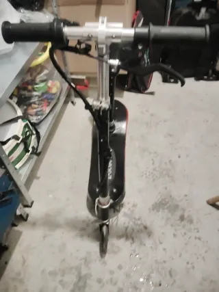 Patinete Eléctrico E-SCOOTER con Asiento