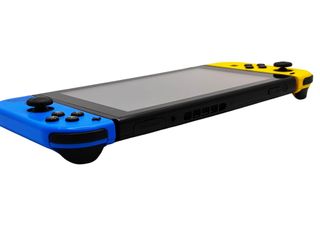 CONSOLA NINTENDO SWITCH 32GB EDICION FORTNITE JOYCON BLU GIALLO