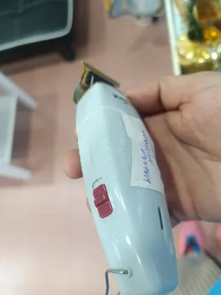 Patillera Kemei KM-1931