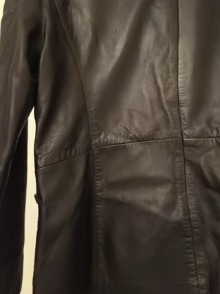 Chaqueta de cuero marrón