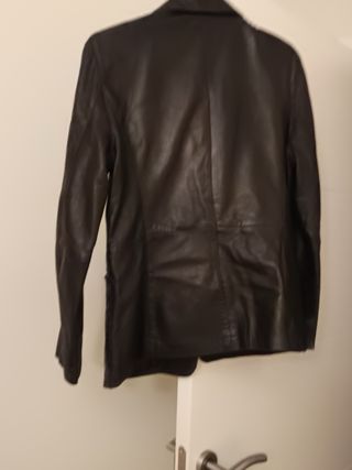 Chaqueta de cuero marrón
