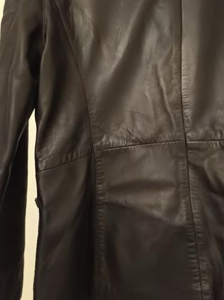 Chaqueta de cuero marrón