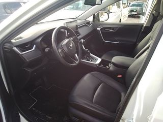 Toyota Rav4 220H Business 160 kW (218 CV)