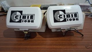 Juego Faros Antiniebla Amarillos CIBIE