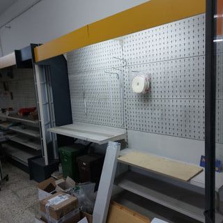 Scaffalature x negozio Monguzzi con accessori