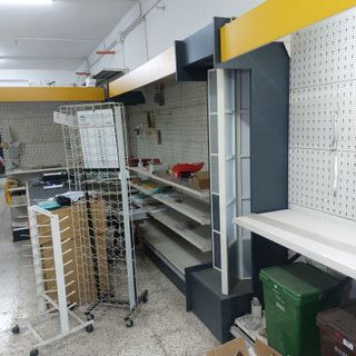 Scaffalature x negozio Monguzzi con accessori