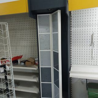 Scaffalature x negozio Monguzzi con accessori