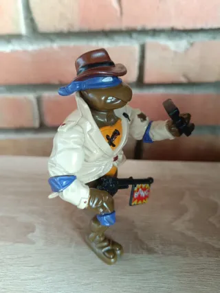 Figura Donatello Detective TMNT