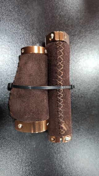 Par Punhos Legrand Sumac Novos