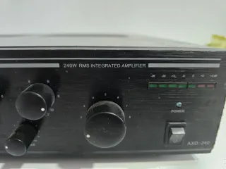 Amplificador Optimus 240W RMS Negro