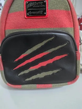 Mochila Loungefly Freddy Krueger