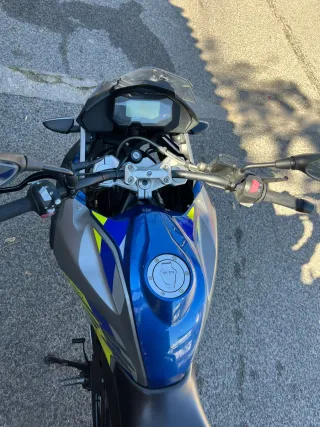 BMW G310GS Azul y Plata