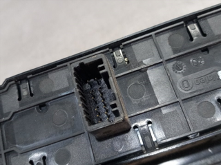 MANDO ELEVALUNAS DELANTERO IZQUIERDO RENAULT MEGA