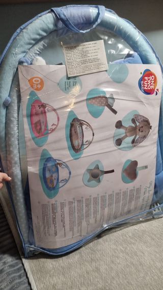 Gimnasio para bebés, alfombra de juegos.