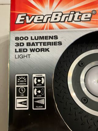 FOCO LED PORTATIL 800 LUMENS