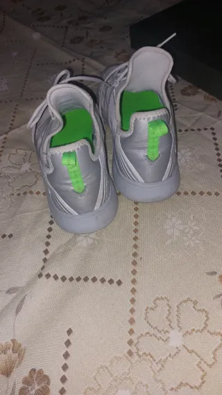 Zapatillas Nike Talla 39 Blancas y Verdes