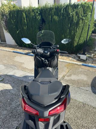 Yamaha Xmax 125 2025 Negra