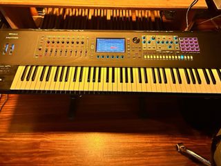 Roland Fantom 7 Estación de Trabajo