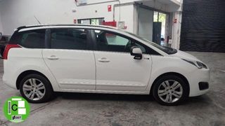 PEUGEOT 5008 Style 1.6 BlueHDi 120 7 plazas