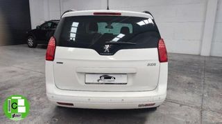 PEUGEOT 5008 Style 1.6 BlueHDi 120 7 plazas