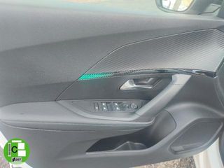 PEUGEOT 2008 Allure 1.2 PureTech 130 S&S EAT6