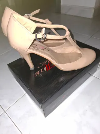 Zapatos tacón beige n° 40