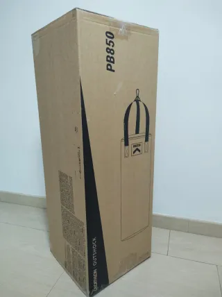 Saco de boxeo rojo OUTSHOCK