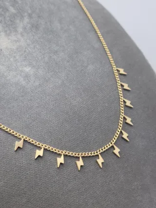 Gargantilla acero quirúrgico chapado oro