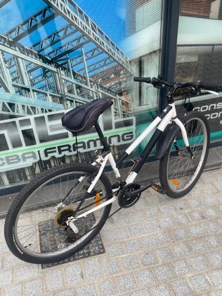 Bicicleta con sillín