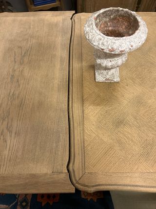 Mesa de comedor antigua