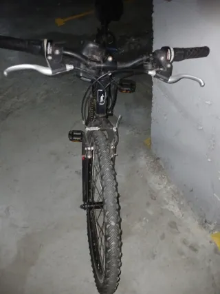 Bicicleta Btwin 5.0 Negra