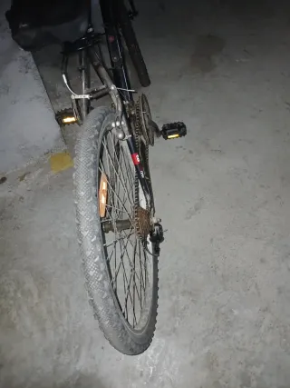 Bicicleta Btwin 5.0 Negra