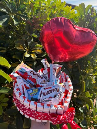 Tarta de Kinder y corazón