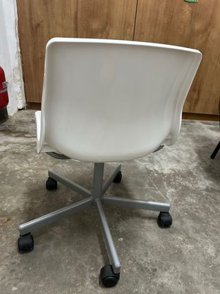 Silla de oficina IKEA blanca