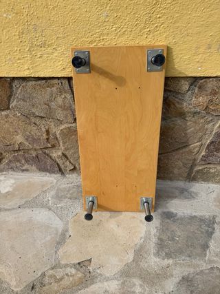 Soporte monitor Ikea madera