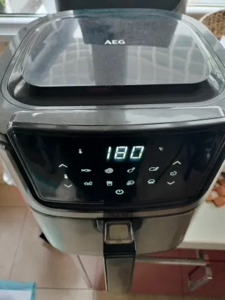 Freidora de aire AEG