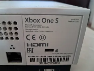 Xbox One S Blanca + Juegos