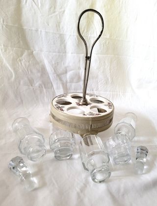 Cestino oliera vintage con 4 vasetti