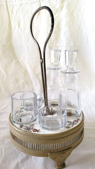 Cestino oliera vintage con 4 vasetti