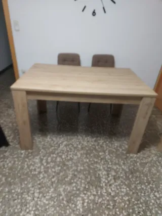 Mueble modular de pared yMesa de comedor y 2 silla