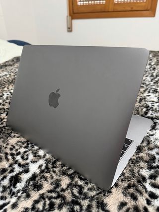 MacBook Air Intel I5 2019 Gris Espacial