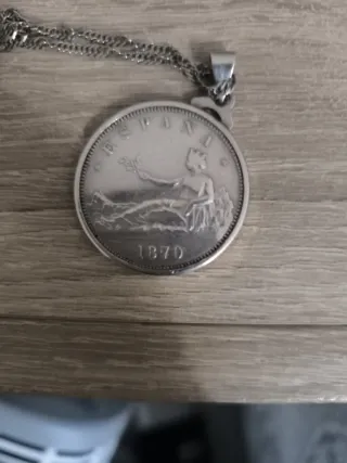 Collar con moneda España 1870