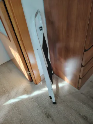 Escalera plegable 2 peldaños