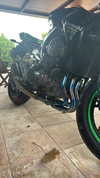 Kawasaki Z800 Negra y Verde para A2