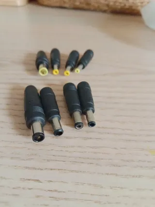 Cargador WOXTER AC Adaptador Portátil + Puntas DC