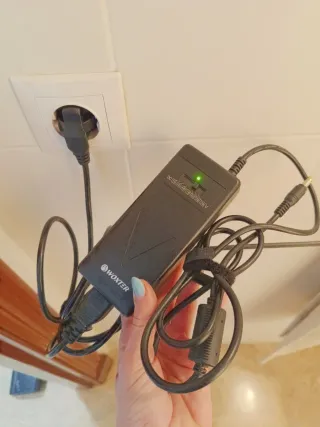 Cargador WOXTER AC Adaptador Portátil + Puntas DC