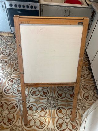 Pizarra infantil de madera