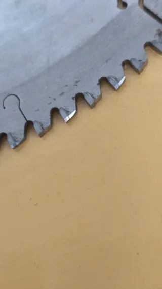 Dos discos de corte Freud 350mm