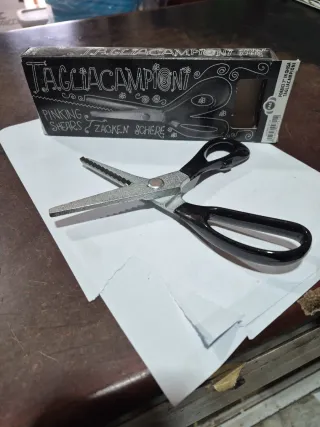 Forbici Tagliacampioni Pinking Shears